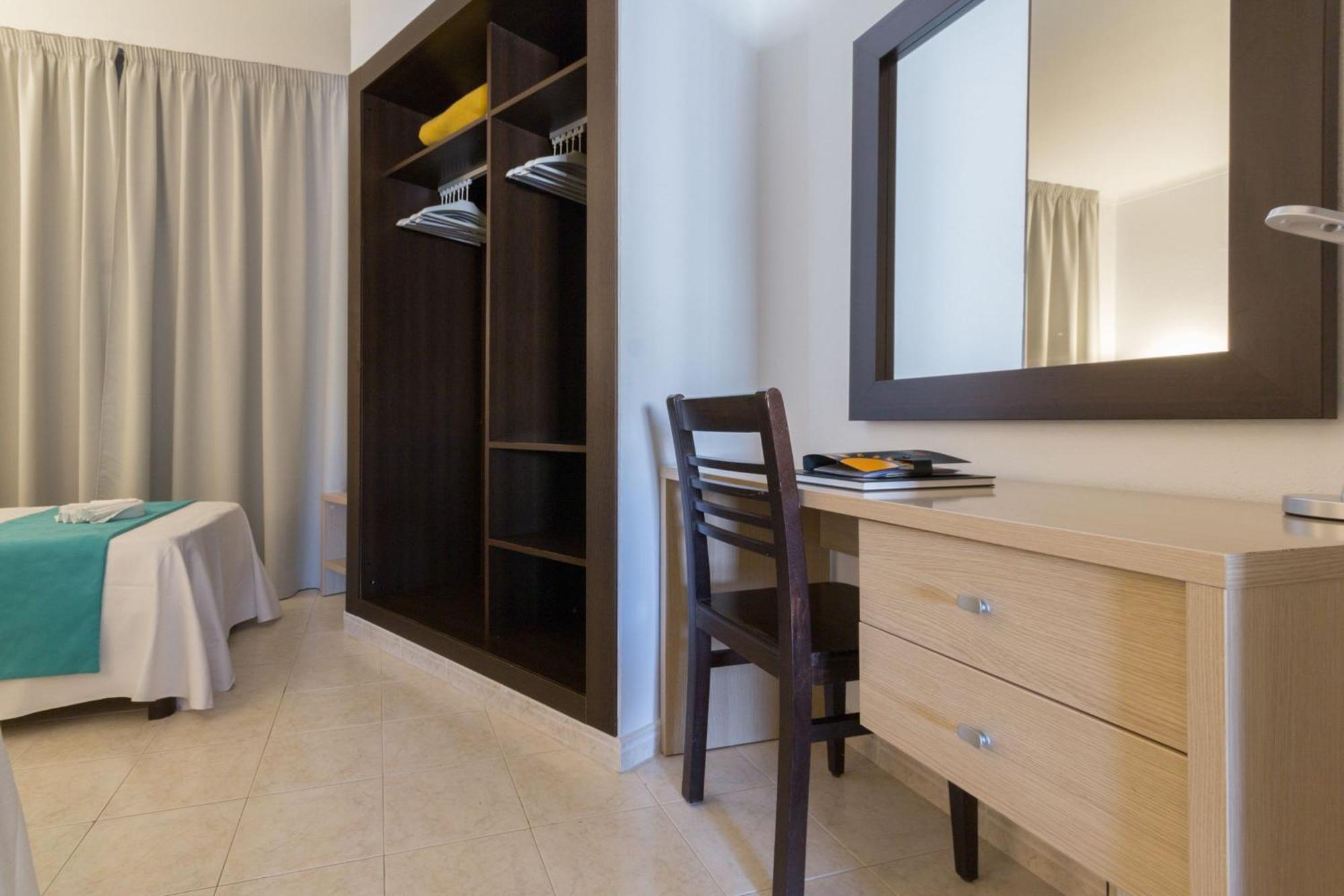 Hotel Orosol By Typic Hotels San Antonio  Eksteriør billede
